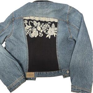 Ladies Santana jean jacket large black white floral motif in back boho lace